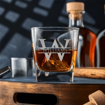 A Personalized Round Whisky Glass, Engraved, Perfect As A Father's Day Gift, A Wedding Gift, An Anniversary Gift, A Wedding And Valentine's Day Gift For Whisky Lovers.