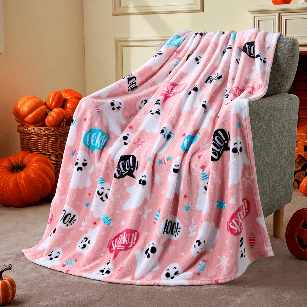 Halloween1pc Pink Cute Ghost Flannel Blanket, Throw Blankets, Blanket For Bed, Tapestry, Suitable For Home Decor, Bedroom Decor, Room Decoration Stuff, Living Room Decor, Picnic Blanket, Best Friend Gifts, Bed