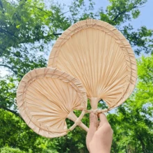 1pc 11.02/14.96 Inch Handmade Unique Peach Shaped Bamboo Fan, Summer Folding Fan, Artistic Refreshing Fan, Fresh And Simple Creative Ultralight Hand-Held Natural Bamboo Woven Green