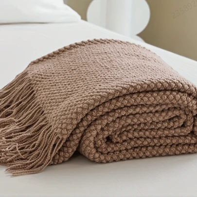 1pc Soft Knitted Fringe Throw Blanket, Comfortable Decor For Sofa, Bed Or Hotel, Nap Blanket For Office, Suitable For Daily Use