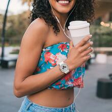 柔软硅胶表带 + 耐用 PC 表壳套装，兼容三星 Galaxy Watch 8/8 Classic（40mm/44mm/46mm），防汗柔韧橡胶表带，兼容三星 Galaxy Watch 8/8 Classic 智能手表配件，返校必备 - 官方白 - 查看 3