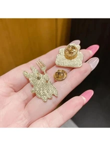 5/10 件珍珠胸针和鞋饰套装、蝴蝶结发夹、珠宝别针、时尚配饰组合、卡通胸针套装、卡通、别针、女士、纽扣