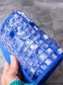 1Pc Small Square Ice Mold With 160 Cubes In Silicone, Mini Square Ice, Ice Mold, Ice Maker, Chocolate Making, With Good Cold Resistance And Durability, Mold For Ice Cubes, Custard Or Pudding, Suitable For Home Use, Bar And Other Places, Easy To Use