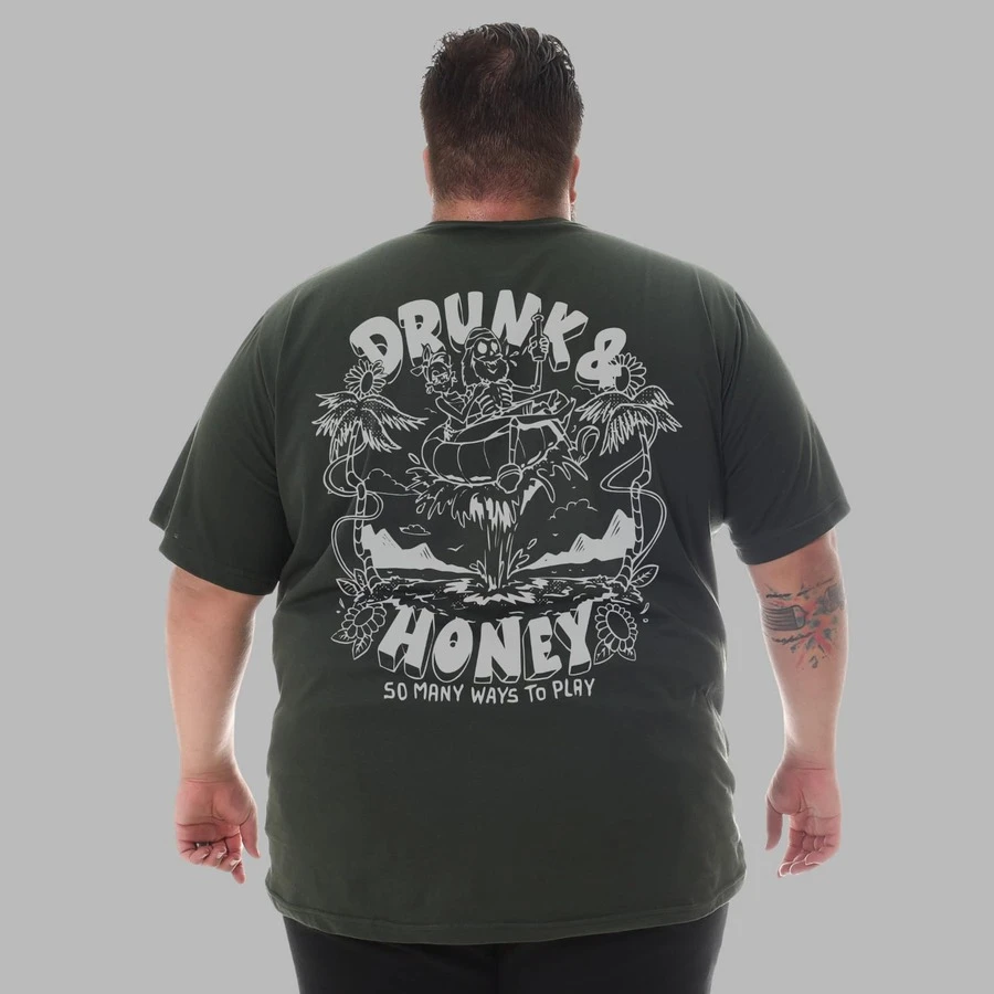 Character Design Shirt Plus Size Men's T-Shirt - Army Green - View 1