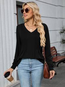 Damska plisowana koszulka do pracy w biurze z długim rękawem i dekoltem w serek, w jednolitym kolorze, swobodna i wygodna