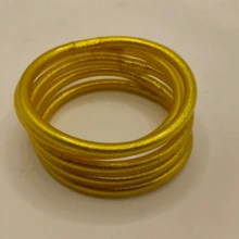 5 Stücke/Set funkelnde Jelly Armbänder, luxuriöse Schmuckarmreifen, Hochzeitsgeschenke für Frauen, das perfekte Geschenk für Familie und Freunde.