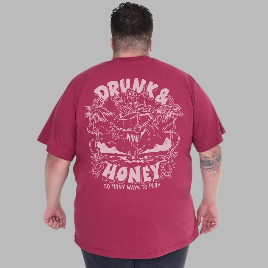 Character Design Shirt Plus Size Men's T-Shirt - Maroon - View 1