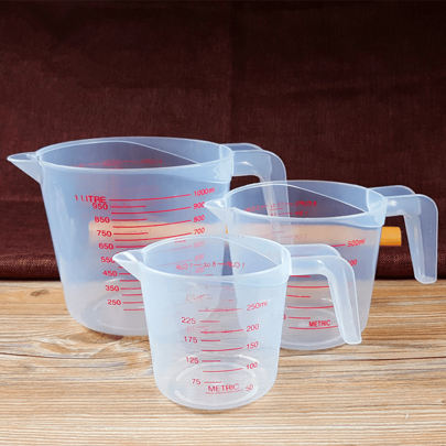 3pcs Plastic Measuring Cups Set, 1/2/4 Cup Capacity, Stackable Liquid Measuring Cups With ML & Ounce Markings, Ideal For Baking And Cooking (3pcs Red Line)