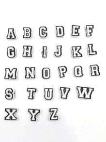 1pc Personalized Fashion Back To School Letter Shoe DIY Decor Accessory, Suitable For Students, Gift For Friends, Applicable To Clogs, Garden Shoes, Sandals, Summer Platform Shoes, Simple And Stylish Shoe Accessories