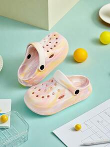 Sommer Camouflage Neue Loch Schuhe für Jungen und Mädchen für Zuhause und Outdoor Lässig, bequeme flache Sohle, atmungsaktiv und vielseitig einsetzbare Strand Party Sandalen