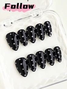 10片杏仁形按压式美甲贴片，手工制作，黑色银色波点图案，可爱美甲用品，DIY可重复使用可卸甲贴片，包含美甲工具，送给女性的最佳礼物 - 黑色 - 查看 2