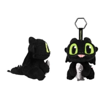 《驯龙高手》夜煞毛绒钥匙扣 - 官方授权，采用优质毛绒面料精心制作，忠实还原夜煞的标志性设计。360°旋转金属挂钩，方便挂在背包、钥匙或行李箱上，并采用耐用防水材质。可爱造型与实用功能完美结合，是《驯龙高手》粉丝的理想之选。 - 彩色 - 查看 2
