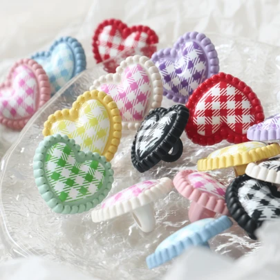 10/20pcs Plaid Colorful Heart Plastic Buttons With Shank, Decorative Buttons For Sweater, Shirt, Jacket, Knitted Cardigan, DIY Sewing Craft