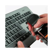 Kit de 2 Removedores de Polvo para Equipo Electrónico de 230 g Cada Uno, en Presentación en Aerosol con Boquilla de Precisión, Potente Corriente de Aire Seco para la Limpieza de Computadoras, Teclados, Impresoras, Cámaras, Consolas y Otros Dispositivos, Ideal para Eliminar Suciedad, Pelusa y Residuos sin Dañar Componentes Internos, con Fórmula sin Humedad y sin Residuos, Fácil de Usar, Ligero y Portátil para Uso Doméstico, Profesional o en Oficinas, Ayuda a Mantener el Funcionamiento Óptimo y la Vida Útil del Equipo al Prevenir la Acumulación de Polvo en Áreas Difíciles de Alcanzar, Compatible con Todo Tipo de Electrónica, Incluye Dos Unidades para Mayor Duración y Comodidad, con Válvula de Seguridad y Diseño Ergonómico para un Manejo Seguro y Eficiente Durante la Limpieza. - Gris - Ver 4
