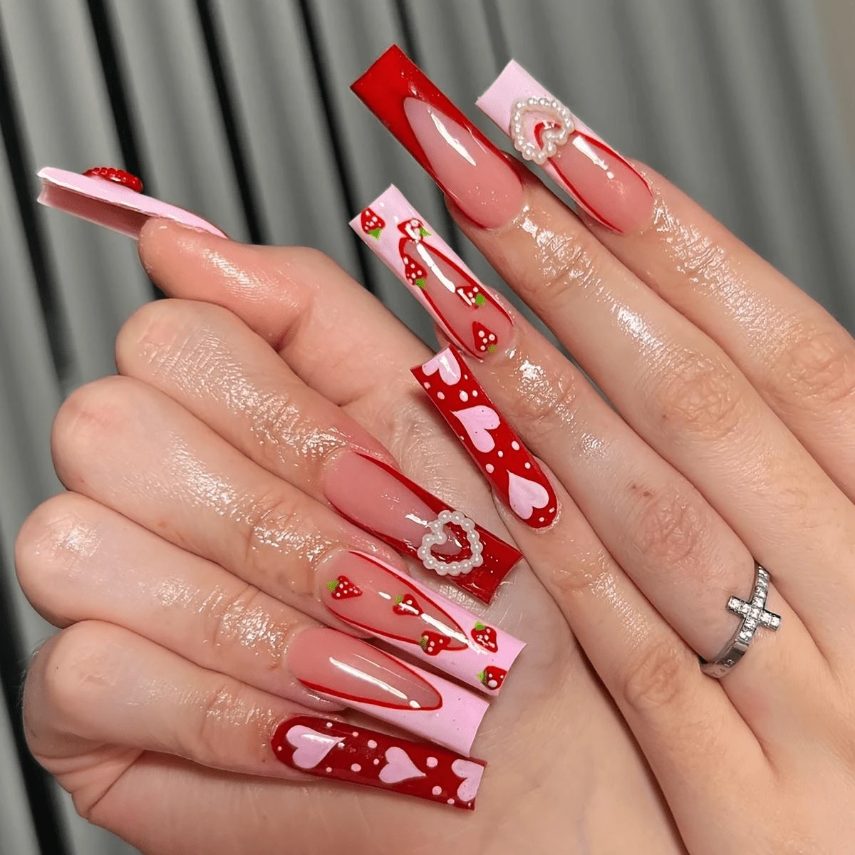 Sweet Pink Heart Bow Nail Art Set – Playful Armor Design With Floral Charm, Delicate Spring-Inspired Manicure For A Feminine Touch Pink Gradient Press - 粉色 - 查看 1