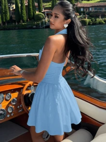 全白露背街头性感露背连衣裙度假A字下摆修身荷叶边下摆连衣裙 - 藍色 - 查看 2