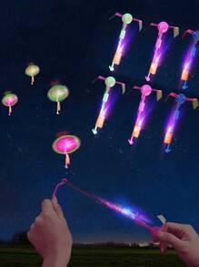 20 luces LED mágicas con forma de flecha individual que brillan. Un regalo de fiesta interesante. Lanzador de tirachinas elástico, hélice giratoria de helicóptero elástico, regalo de fiesta divertido, tirachinas, luces sensoriales, regalo de cumpleaños, regalo de Navidad, regalo de vacaciones.