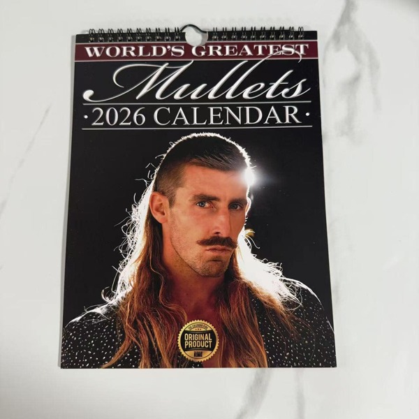 2026 Werelds grootste mullet humoristische wandkalender, droog uitwisbaar, Engels, humoristische dagelijkse weergave, ideaal voor thuis- en kantoordecoratie - 12 maanden hangende datumtracker, kerst- en nieuwjaarscadeau, duidelijke afbeelding