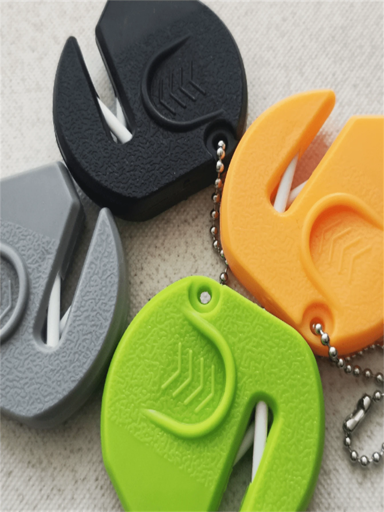 Portable Mini Knife Sharpener | 5pcs | Ceramic & Plastic | Quick & Easy Sharpening, No Power Needed | Outdoor, Camping, Kitchen Use