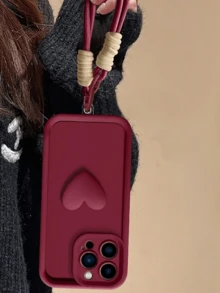 1 ốp lưng điện thoại màu đỏ trơn tối giản với họa tiết trái tim 3D và dây đeo cùng màu, tương thích với iPhone 17 Pro Max & 13, một phụ kiện điện thoại thời trang cho những buổi đi chơi hàng ngày, công việc và hẹn hò. Ốp lưng điện thoại màu đỏ tía mờ có họa tiết trái tim 3D nổi và dây đeo dệt tương phản, một chiếc ốp lưng chống sốc tương thích với iPhone. Phiên bản quốc tế, không phải phiên bản nội địa. - Burgundy + dây bện - Xem 5