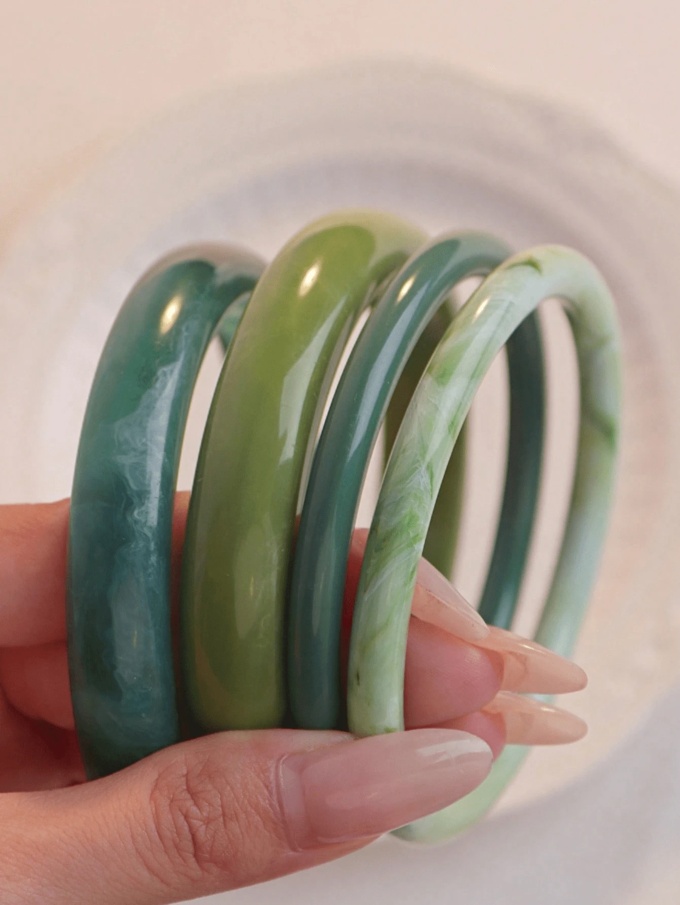 4pcs Vintage Resin Multi-Color Acrylic Bangle Bracelets, Fashion & Versatile For Women's Daily Wear - Green - View 1