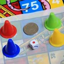 Gra planszowa "Węże i drabiny", 1/2/3/5 zestawów, klasyczna, rozrywkowa gra rodzinna, prezent urodzinowy/świąteczny, idealna do rozwijania umiejętności rozumienia i strategii, idealna dla rodziny, wytrzymały materiał plastikowy, nowość - Wielokolorowe - Zobacz 4