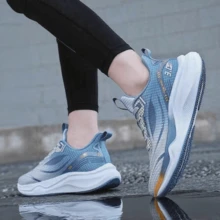 Zapatillas deportivas para hombre, zapatillas de tenis, zapatillas deportivas transpirables y ligeras, ideales para paseos informales, entrenamiento deportivo, tenis y footing. ¡Cómodas y a la moda! - Azul - Ver 2