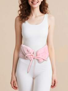 1 pièce Bouillotte d'eau chaude de forme allongée 2000 ml, réchauffe-mains à remplissage d'eau, durable, anti-explosion, fournitures d'hiver pour un réchauffement thérapeutique chaud pour les filles, réchauffe le ventre, les épaules et la taille (en raison de lots différents, les lignes et les couleurs du revêtement intérieur peuvent varier. Nous nous excusons pour tout inconvénient causé, le couvercle en tissu de ruban de soie, la couleur des côtes, le design est assortie au hasard)