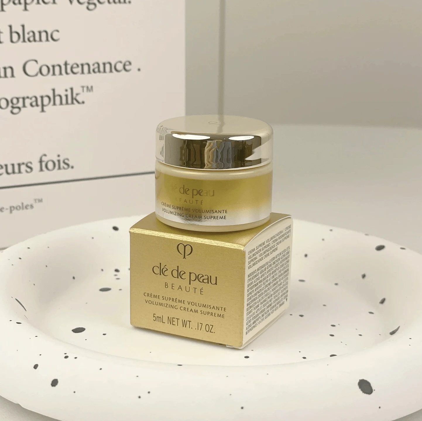 Kem làm sáng da 5ml/0.17oz - Chứa chiết xuất tơ vàng, dưỡng ẩm và làm săn chắc da. - Màu Hồng baby - Xem 1
