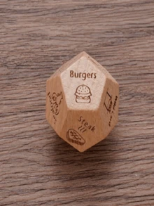 1 pieza Dados de citas de 12 caras para parejas, cubo giratorio de actividad interactiva de alimentos, accesorio creativo de citas para parejas, juguete divertido para vacaciones, regalo sorpresa de Navidad y Día de San Valentín, dados exclusivos de 12 caras para parejas, selector de actividad de alimentos, adecuado para noches de citas y eventos de celebración - Aniversario, Día de San Valentín, Cumpleaños y Regalos de Navidad - Selector de alimentos divertido y creativo (color aleatorio) Decoraciones navideñas Pijamas navideños Regalos de Navidad Decoración navideña