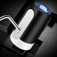 1 Stück USB aufladbare elektrische Wasserpumpe, kompaktes und elegantes Design, einfache Installation, bequem und praktisch, Einknopf-Betrieb, blaue Lichtanzeige, USB-Ladefunktion, kann ca. 6 Eimer mit 19L Flaschenwasser bei voller Ladung pumpen, Wasserpumpenmotor