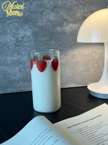 <清新气息，每一杯都充满浆果的明亮>，350ml耐热高硼硅玻璃杯，清新简约的草莓图案，适合办公室和家庭使用，四季、圣诞节等节日 - 無色 - 查看 10