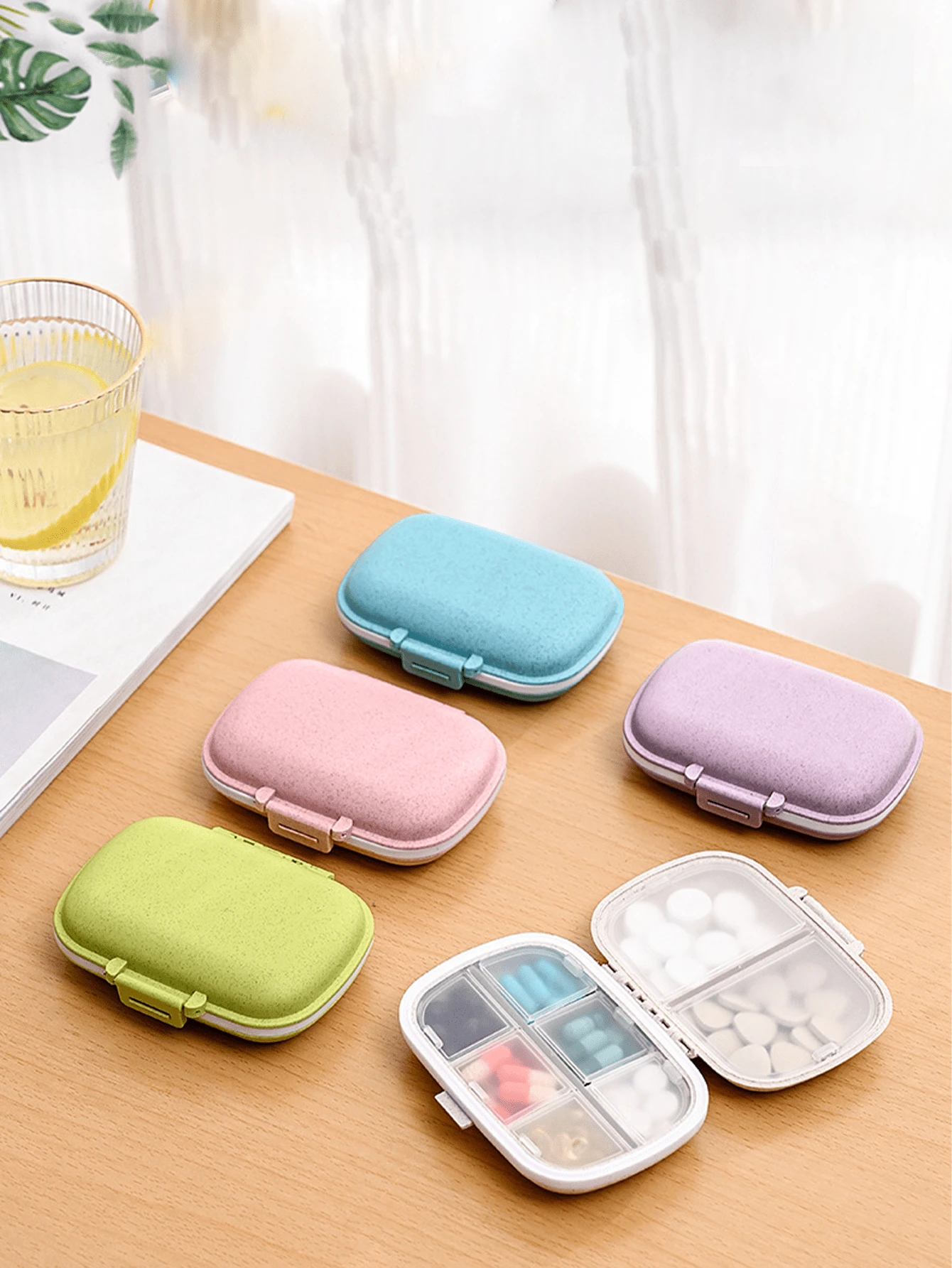 Cutie de pastile portabilă pentru călătorie, organizator de pastile rezistent la umiditate, reutilizabilă, pentru bărbați și femei, planificator de medicamente, husă de buzunar zilnică, pentru a ține vitamine, medicamente și suplimente, accesorii esențiale pentru călătorii acasă, esențiale pentru vacanță, înapoi la școală, organizator de medicamente, geantă de urgență pentru școală, trusă de urgență, geantă de medicamente, geantă de depozitare pentru medicamente pentru exterior, geantă de prim ajutor