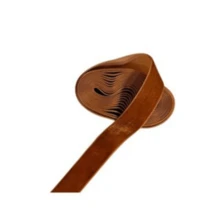 Marrom