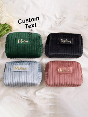 1 pezzo Borsa cosmetica personalizzata in velluto a coste - Pochette trucco leggera con cerniera, personalizzata con il tuo nome, stile minimalista, adatta per la sposa, damigella, matrimonio, compleanno, Natale, forniture scolastiche, ritorno a scuola, regalo scolastico, per l'ufficio, per la scuola, per la classe, per i regali degli insegnanti, per l'università, per i colleghi, per le camere da letto, per gli insegnanti, per ragazzi e ragazze, per adolescenti, studenti di scuola media, studenti di scuola superiore, studenti universitari, matricole, studenti del secondo anno, studenti più giovani, Glamour di Capodanno