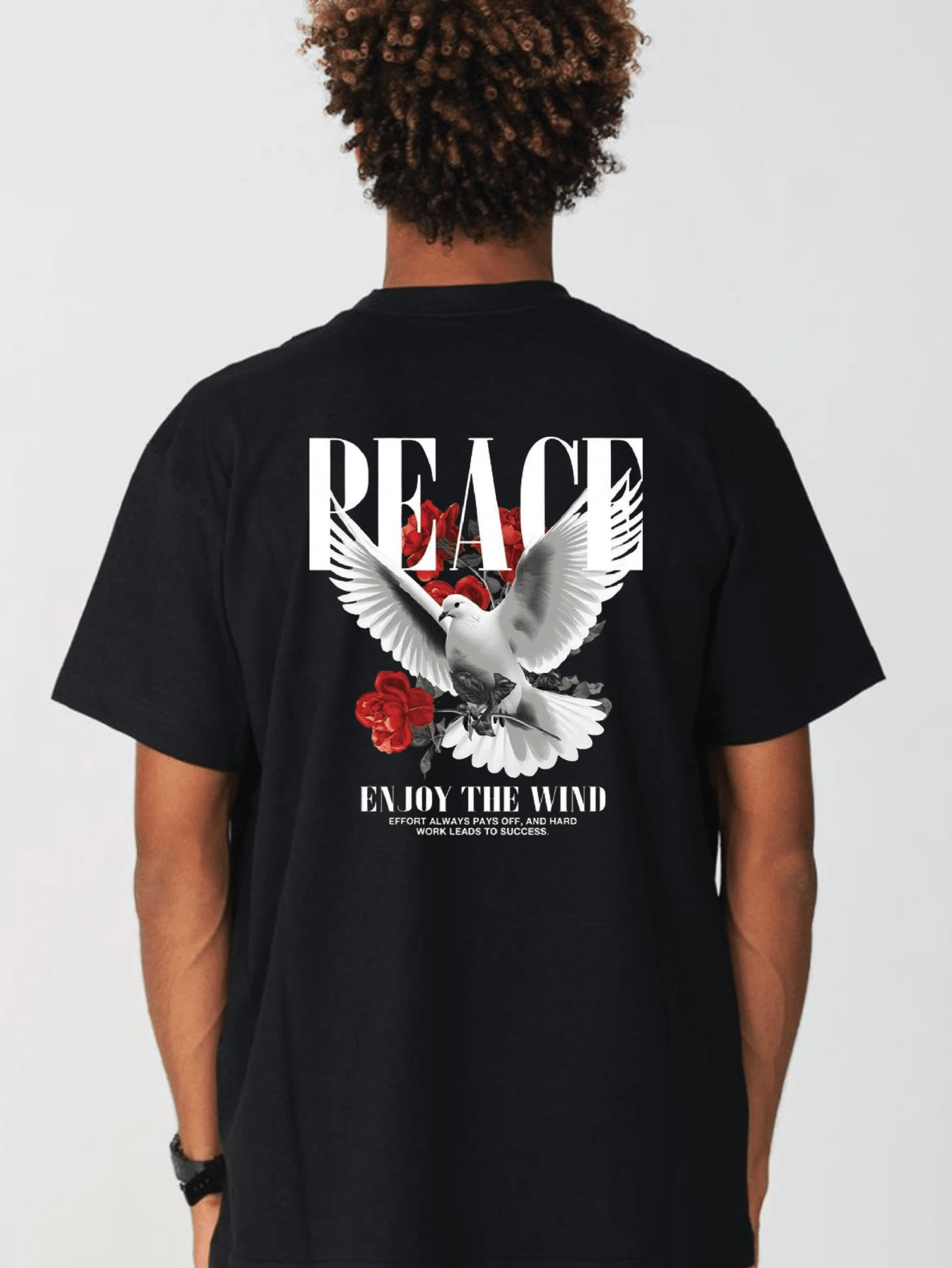 Camiseta Masculina Estilo Urbano com Estampa Gráfica Streetwear - Algodão Natural