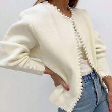 A Small  Pearl Rimmed Collar Knitted Wool Cardigan Shirt For A Lady's Casual Outing - trắng - Xem 1