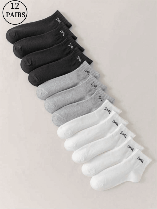 12 Pairs Black, White, Grey And Tricolor Bow Socks, Minimalist Sports Style, Suitable For Men And Women Campus Daily Wear. Soft And Skin-Friendly, Comfortable And Breathable, Unisex Socks.