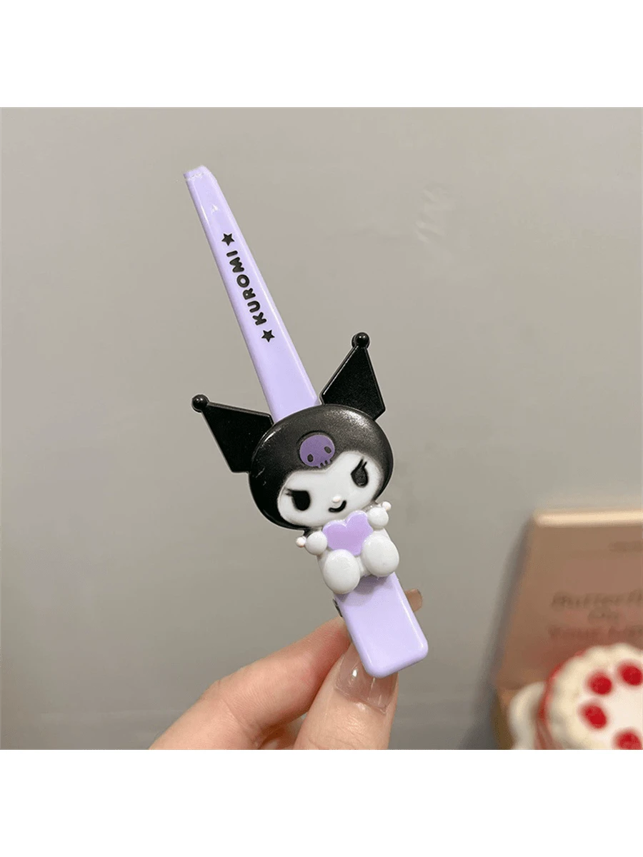 Sanrio (정식) 산리오 헤어 클립, 큰 이음새 없는 헬로 키티 헤어 클립, 오리 머리 장식 사이드 프린지 헤어 클립, 귀엽고 달콤한 헤어 액세서리 새로운 스타일 헤어 액세서리