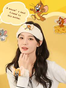 Tom And Jerry Face Washing Wristbands, Soft Absorbent Plush Material For Kids & Adults, Fun Cartoon Design Perfect For Bathroom Shower, Enhance Daily Cleansing Routine With Comfortable & Cute Bath Accessories, Ideal Gift For Cartoon Lovers & Fans Of All Ages