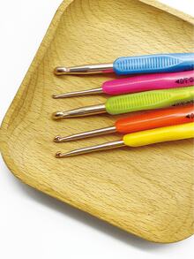 Szydełka dwustronne z silikonowymi uchwytami, ergonomicznymi silikonowymi uchwytami i aluminiowymi główkami dziewiarskimi – antypoślizgowe i chroniące palce - Wielokolorowe - Zobacz 5