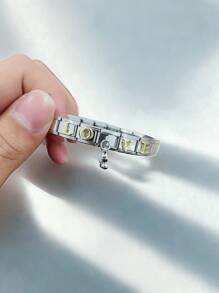 1 款全新不锈钢草莓胡椒樱桃吊坠弹性手链，时尚可调节防水珠宝，适合男女。 - 光面 - 查看 7