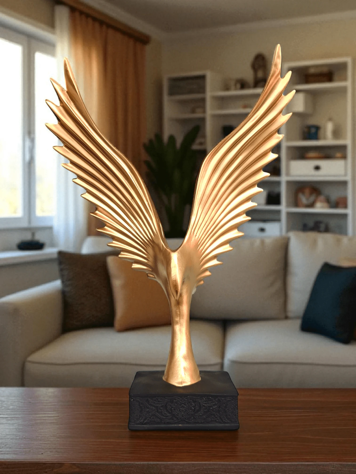 Decorative Ornament Elegant Luxury Eagle Statue Decoration Rack Shelf Table Office Luxury - light golden - View 1