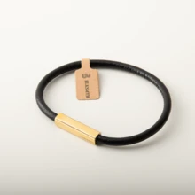 BLKSMTH“金立方”镀金皮革女士手链 - 金色 - 查看 10