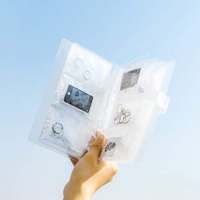 1本哑光透明首饰收纳册（不含30个防氧化收纳袋），用于整理戒指、耳环和项链，是送给女性的理想礼物，适合阳光明媚的季节、旅行和返校季。