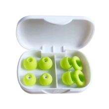 Tappi per le orecchie in silicone riutilizzabili con isolamento acustico, con 3 misure di punte intercambiabili, tappi per il sonno lavabili con cancellazione del rumore per comfort e assenza di dolore, custodia di stoccaggio premium bianca