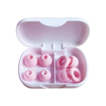 Tappi per le orecchie in silicone riutilizzabili con isolamento acustico, con 3 misure di punte intercambiabili, tappi per il sonno lavabili con cancellazione del rumore per comfort e assenza di dolore, custodia di stoccaggio premium bianca