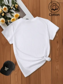 SpongeBob SquarePants Ce T-shirt incarne parfaitement l'esprit "nonchalant" ! "Pas aujourd'hui !" Associé à une pose décontractée, il exprime simplement la voix intérieure des employés de bureau. Doux et agréable sur la peau, la coupe ample met parfaitement en valeur la silhouette. Ce T-shirt blanc est frais et polyvalent, associé à un pantalon de jogging pour créer une atmosphère douillette et confortable à la maison. - Blanc - Voir 3