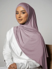 1 chiếc khăn quàng cổ mềm mại và thanh lịch màu trơn, khăn trùm đầu đa năng thoải mái bằng vải viscose dành cho nữ, thích hợp để mặc hàng ngày cho trang phục - Roland Tím - Xem 2