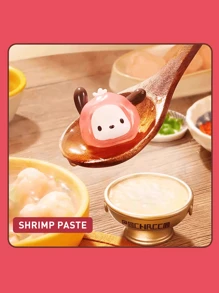 Figuras de la serie Pocacico Hot-Pot Party Blind Box, centradas en imágenes de dibujos animados lindos y combinadas con diseños temáticos de comida única, creando juguetes coleccionables llenos de diversión. El proceso de desembalaje está lleno de sorpresas, ofreciendo una experiencia de juego distintiva.